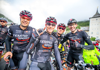 Compete in the Engadin Road Bike Marathon as a team.